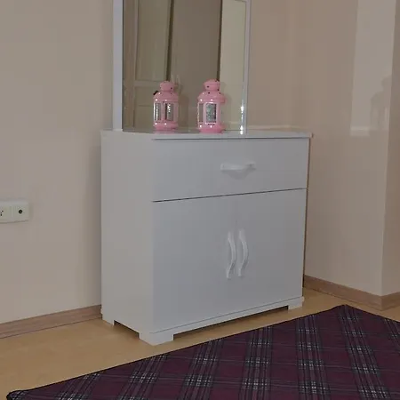 Monna Roza Family Апартаменты